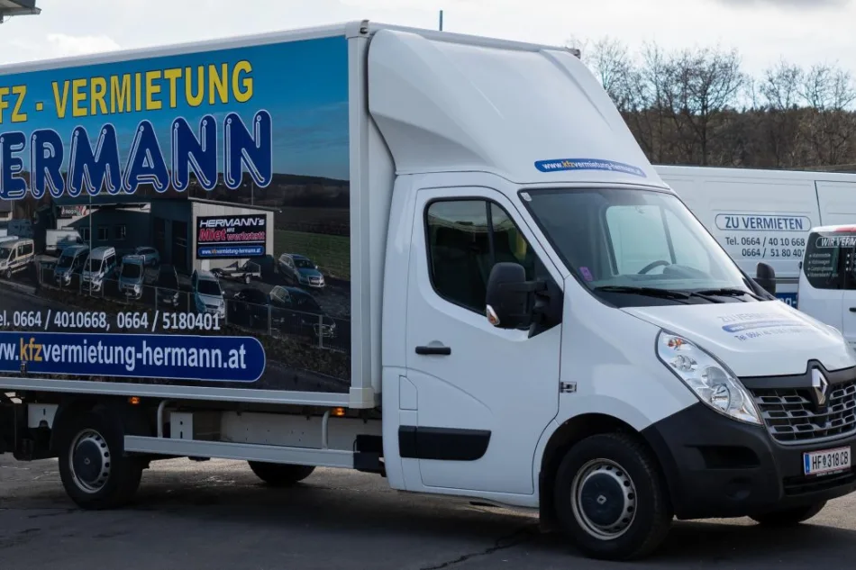 KFZ-Vermietung Hermann Renault mit Kofferaufbau